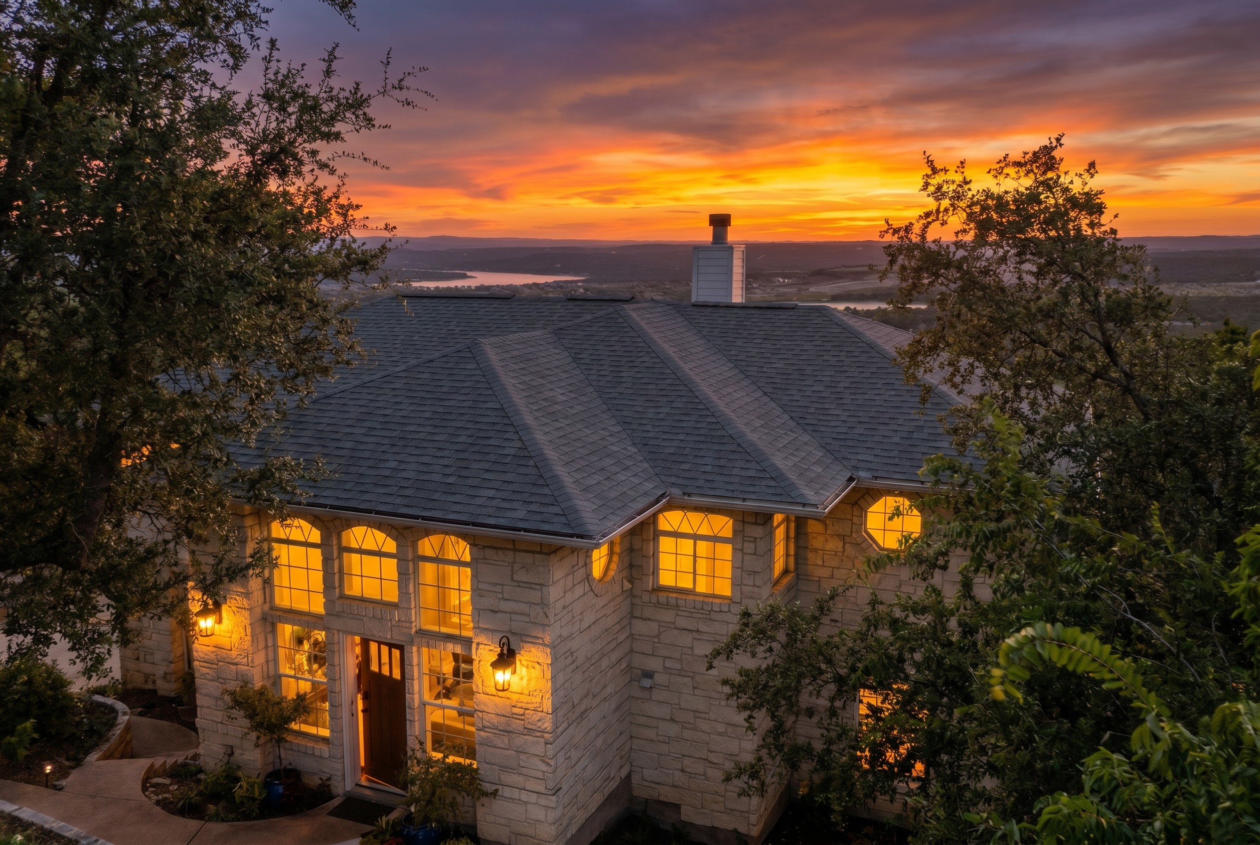 8414 Bronco Buster Trail, Lago Vista, TX 78645