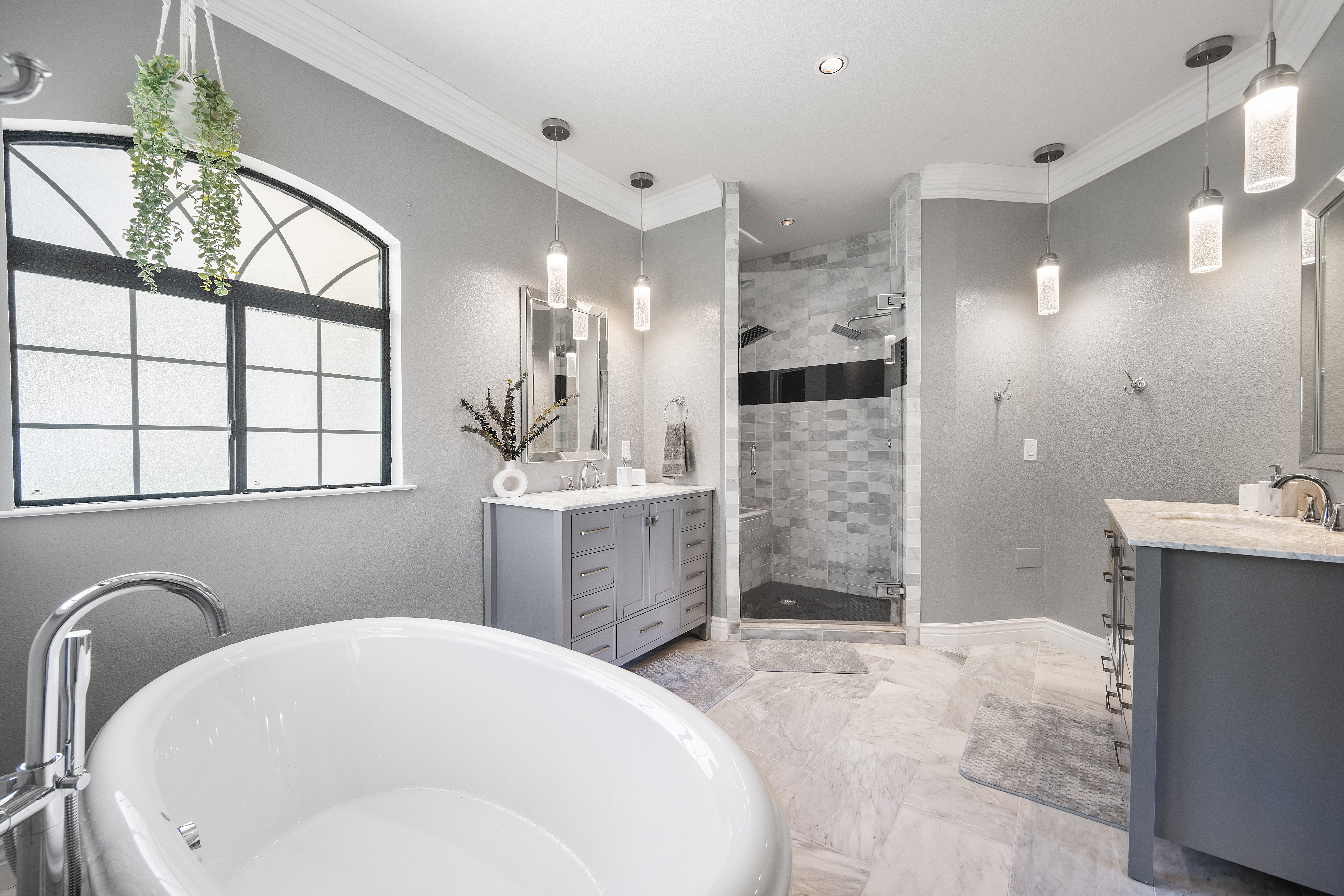 8414 Bronco Buster Trail, Lago Vista, TX 78645